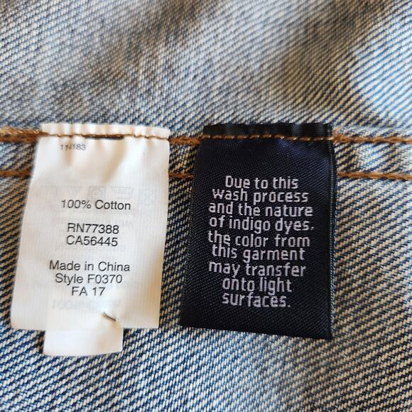 Madewell The Jean Jacket in Pinter Wash Size Medium - Picture 7 of 15